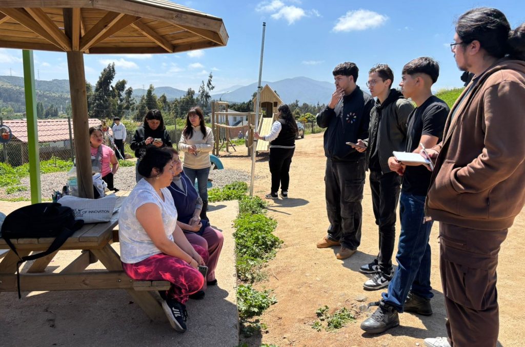 Proyecto de vinculación impulsa sostenibilidad y colaboración comunitaria.